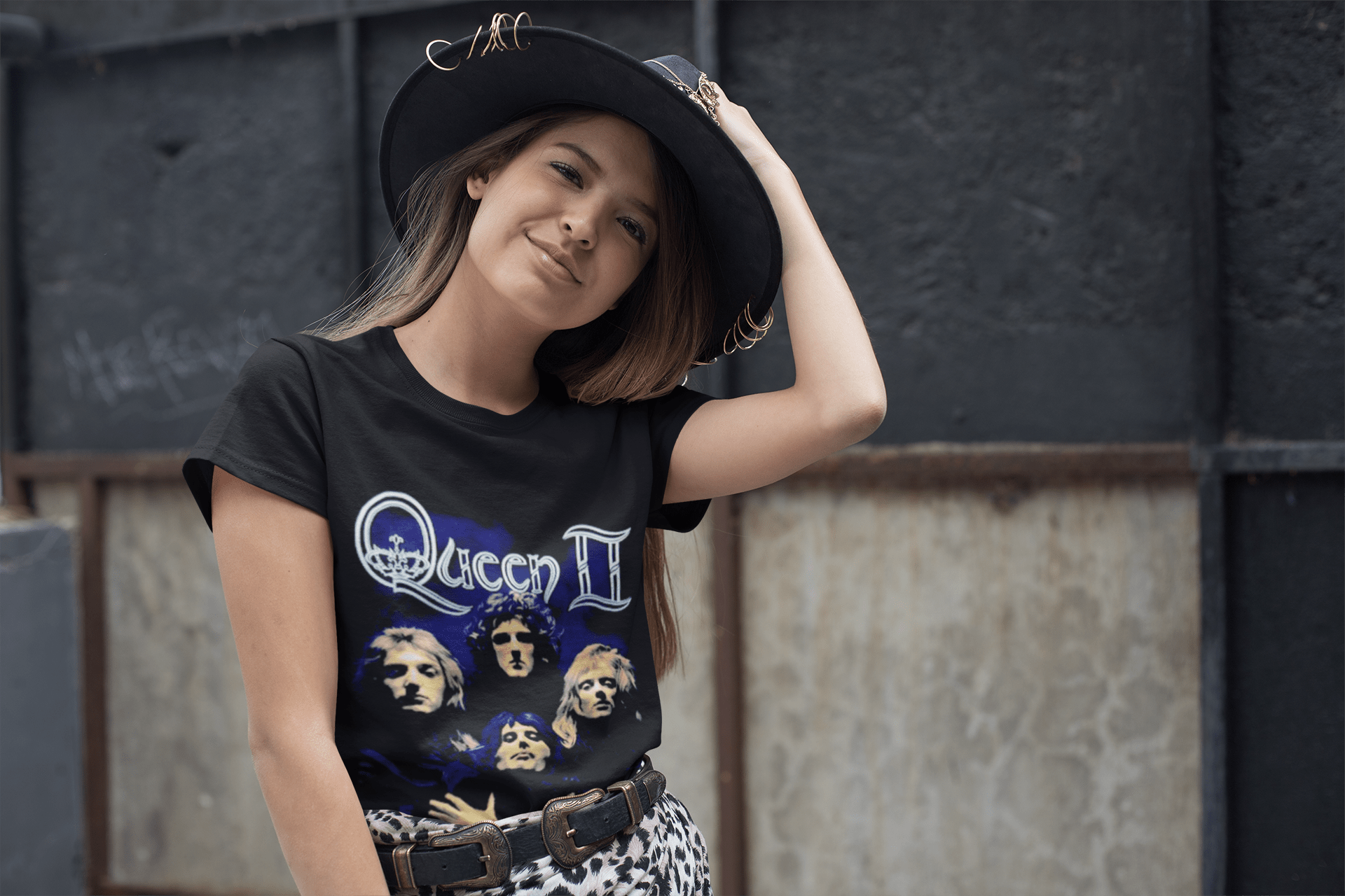 Polera Queen 2 - amplitudmodulada